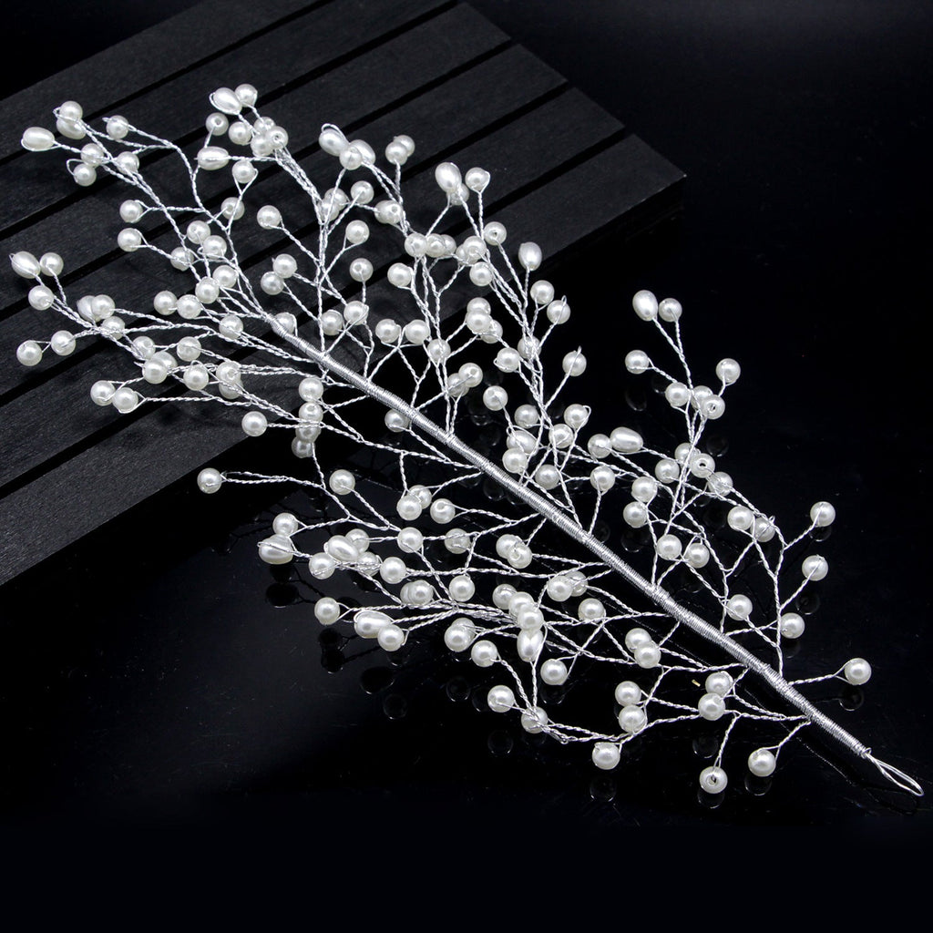 The bride wedding outdoor shooting handmade pearl comb shape sample leaves hair headdress spot - Inspiren-Ezone